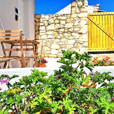 Zante Hideaway I Nearby Shipwreck